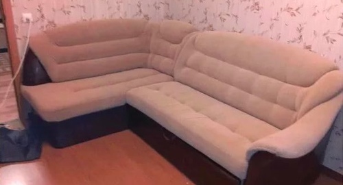 Перетяжка углового дивана. Артемовск